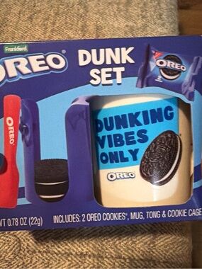 Oreo Dunk Set Mug and Cookie Tools - Blue